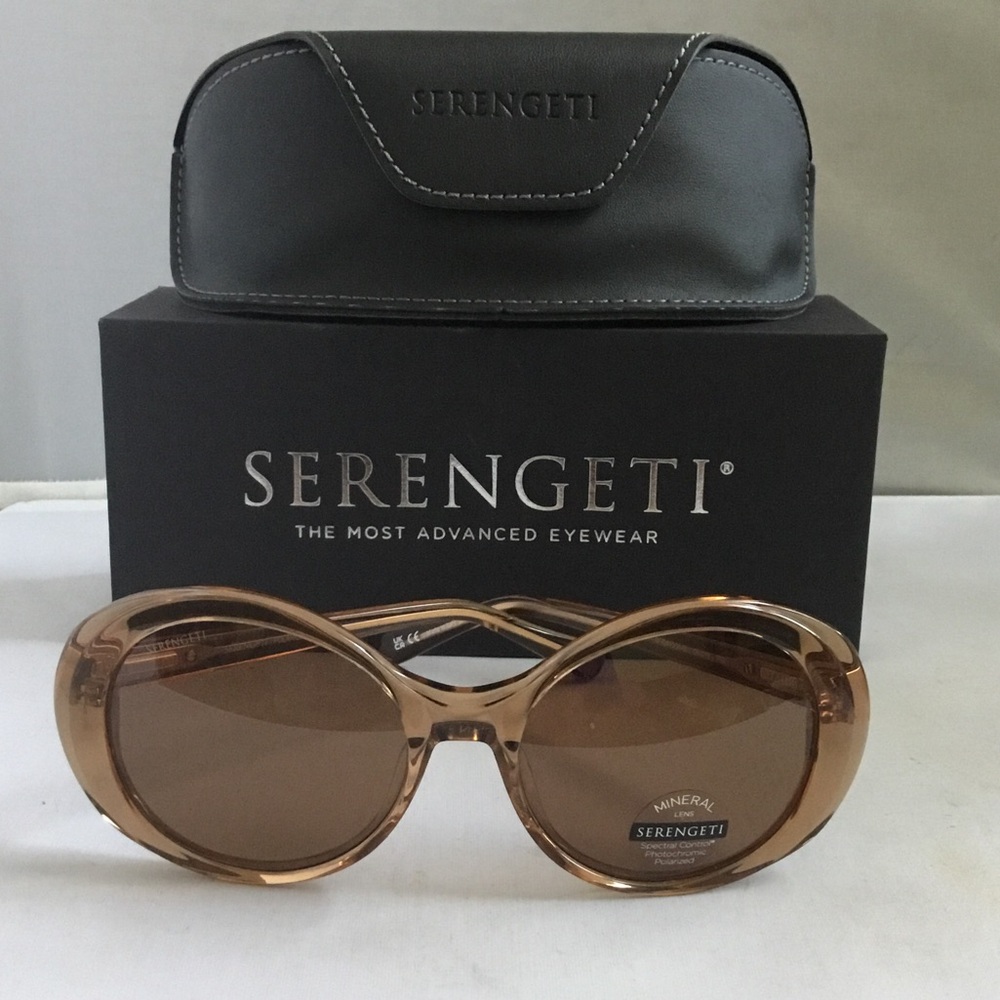 Serengeti Bacall Women's Polarized Photochromic.